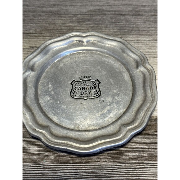 Vintage Canada Dry Soda Logo Wilton Columbia Advertising Coasters - Picture 2 of 9